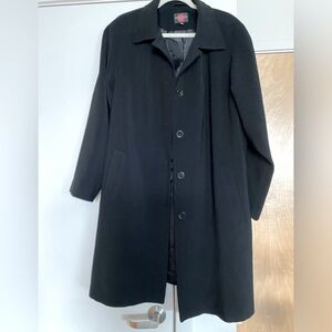 Gallery Woman plus size black single breasted coat
